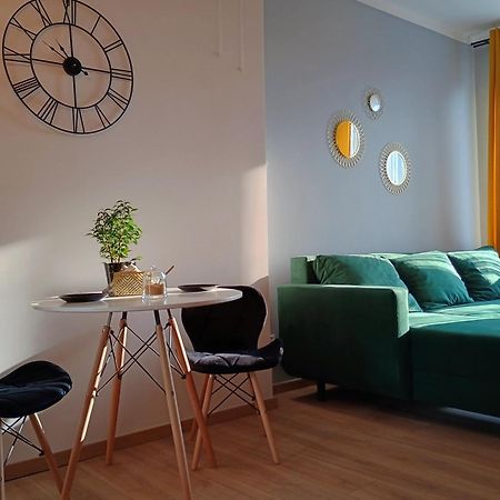 Apartament Em Krosno Buitenkant foto
