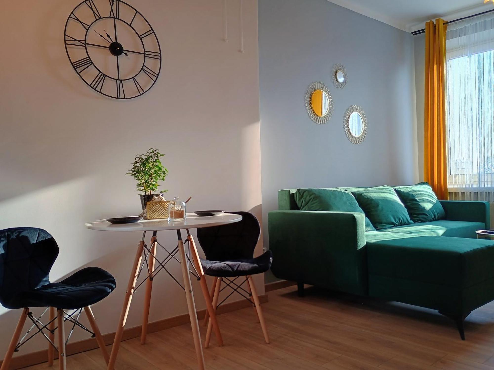 Apartament Em Krosno Buitenkant foto