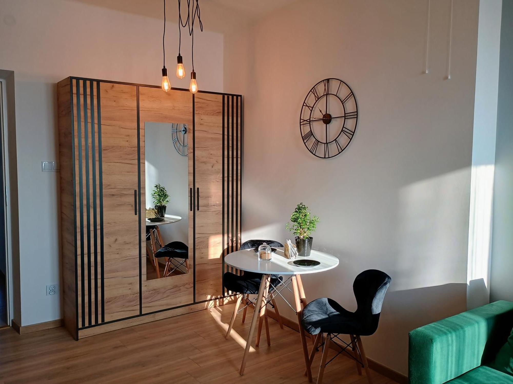 Apartament Em Krosno Buitenkant foto