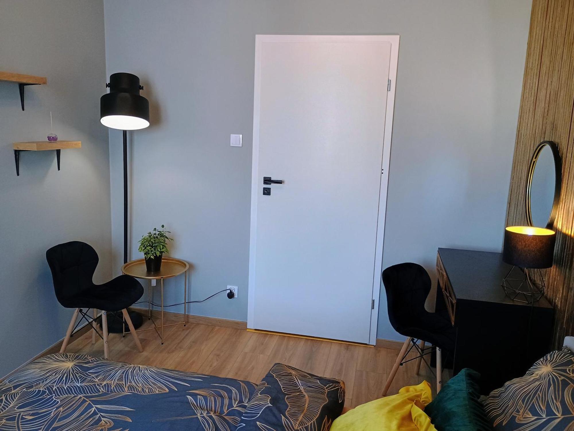 Apartament Em Krosno Buitenkant foto