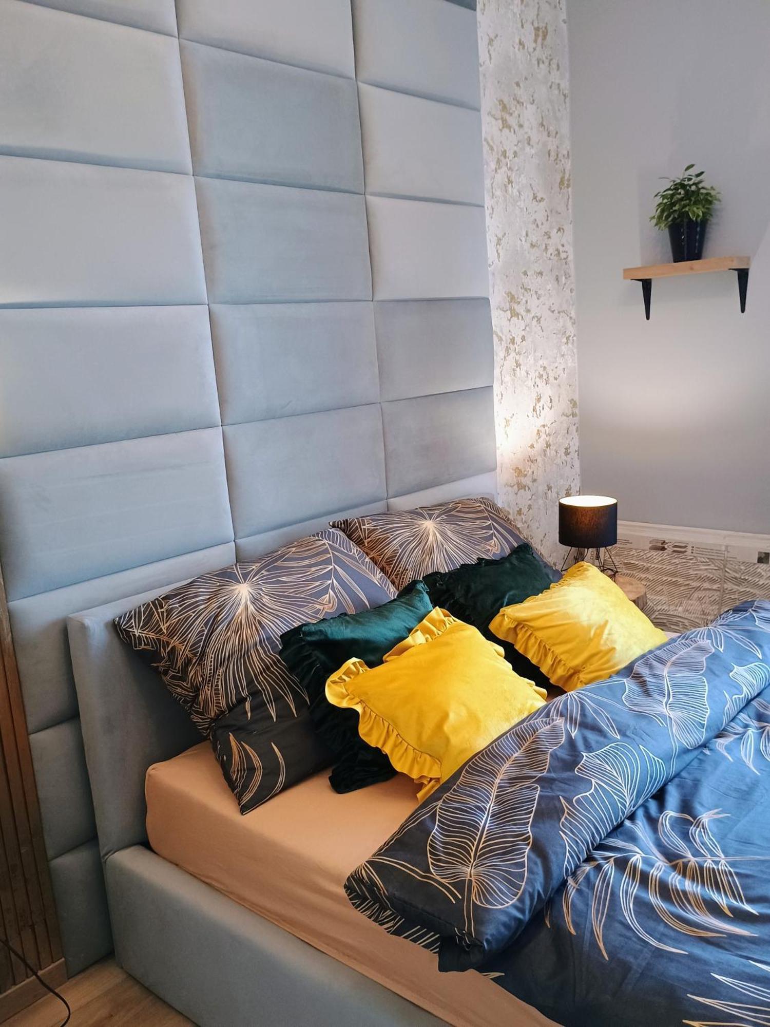 Apartament Em Krosno Buitenkant foto