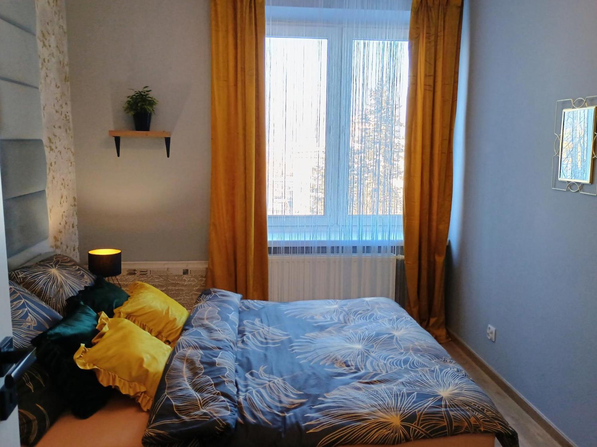 Apartament Em Krosno Buitenkant foto